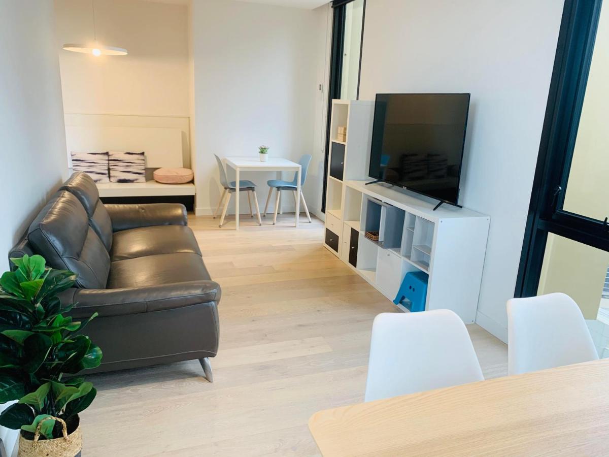 Melbourne Cbd Empire Apartment ภายนอก รูปภาพ