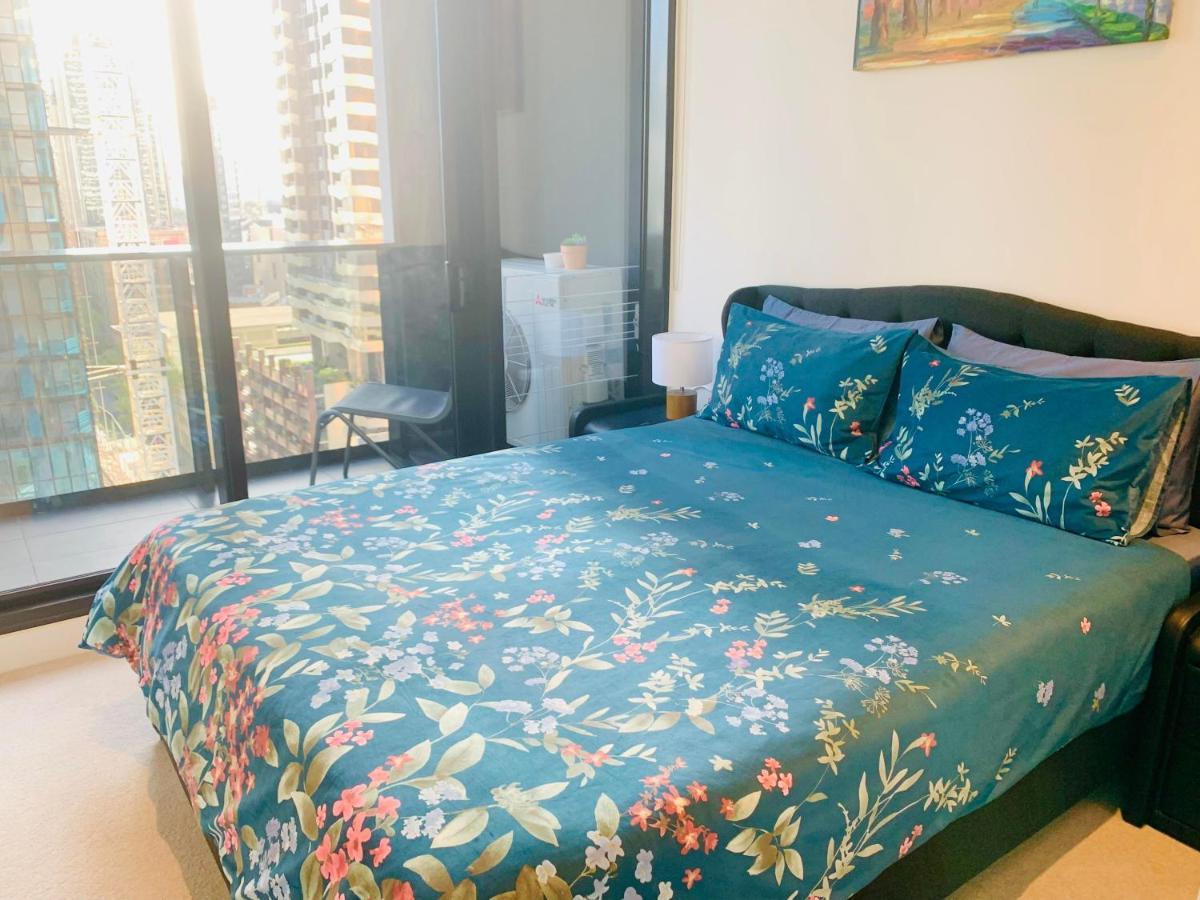 Melbourne Cbd Empire Apartment ภายนอก รูปภาพ